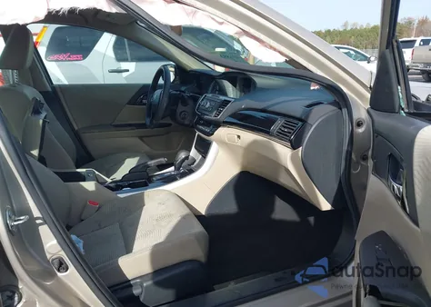 2016 Honda Accord Lx z USA, uszkodzony, nr VIN 1HGCR2F34GA156483